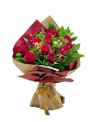 Endless Love - 15 İthal Kırmızı Buket